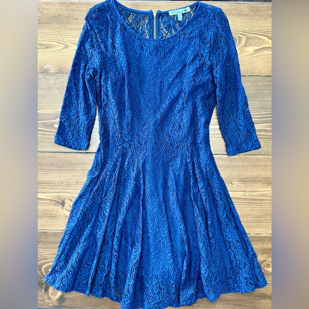 Elegant Blue Lace Dress